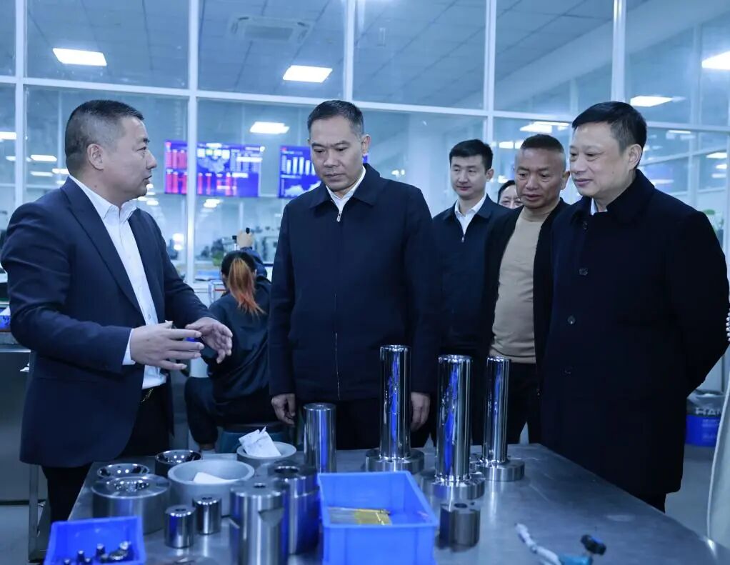 微信图片_2025-11-19_221524_904.jpg 微信图片_2025-11-19_221524_904.jpg