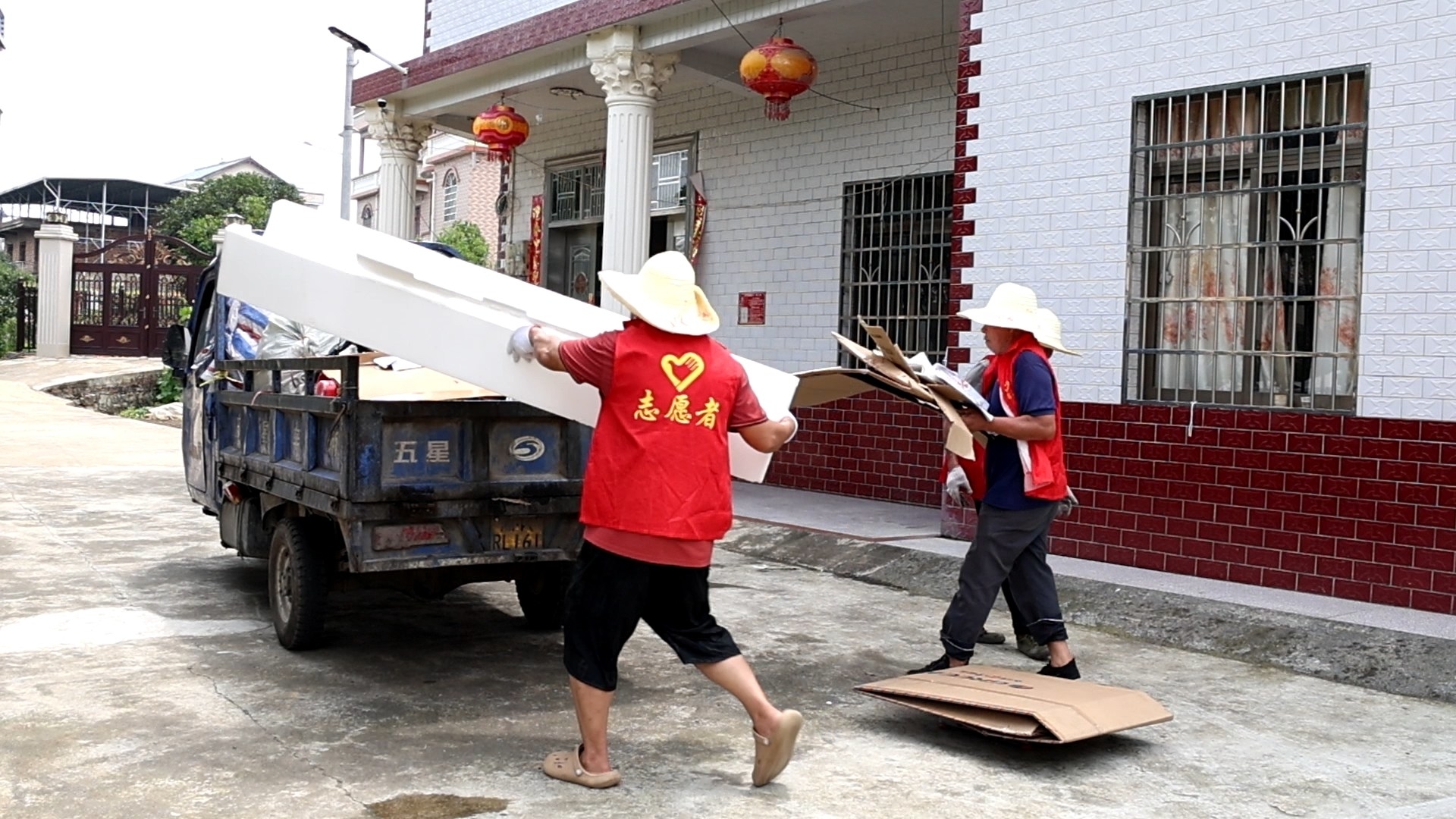 4h8a9998.mp4_snapshot_00.11_[2025.06.27_15.17.10] (1).jpg